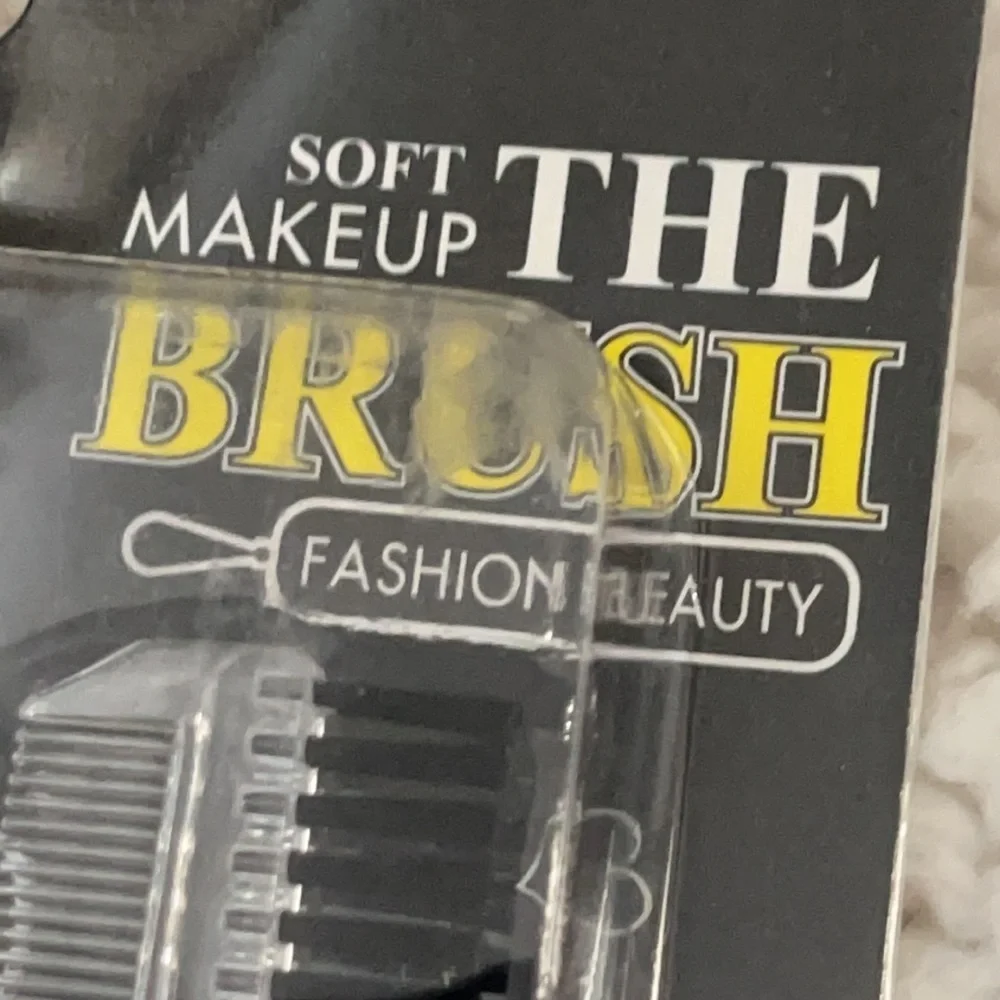 New set/5 makeup brushes